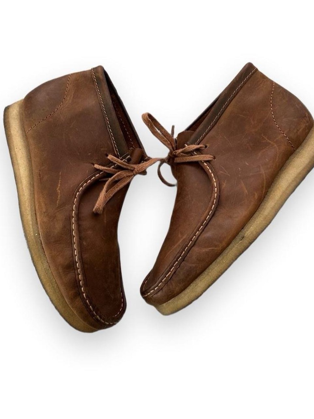Men size 11 shoes Brown leather Clarks Wallabees